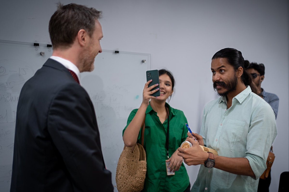 stefanliller's tweet photo. Inspired after spending time today with some of our new #SDG Socializers. They are prominent individuals in #Bangladesh 🇧🇩 from the worlds of arts, sciences, literature, entertainment and sport that will help @UNDP_BD advocate for the SDGs through social media. https://t.co/41tQrkiXZu
