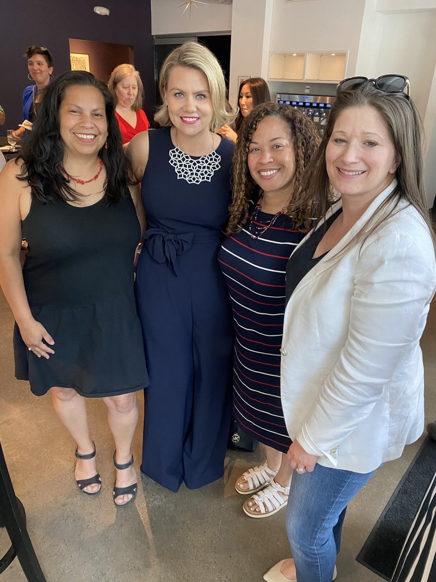 Emerge_PA's tweet image. So much fun in Pittsburgh with the Emerge PA 2023 Class! Thank you to everyone who came out to support Emerge PA!