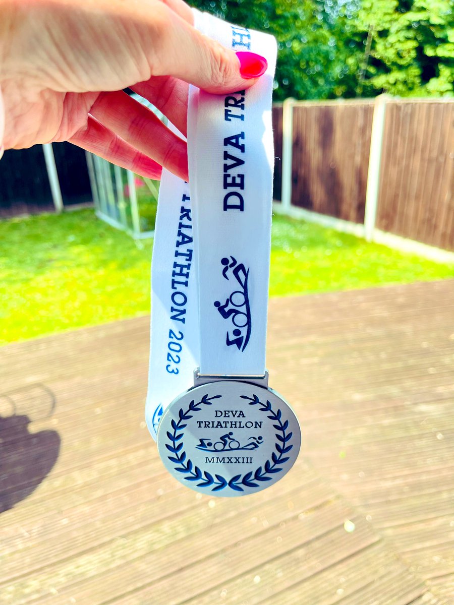 Jo Garzoni tweet media