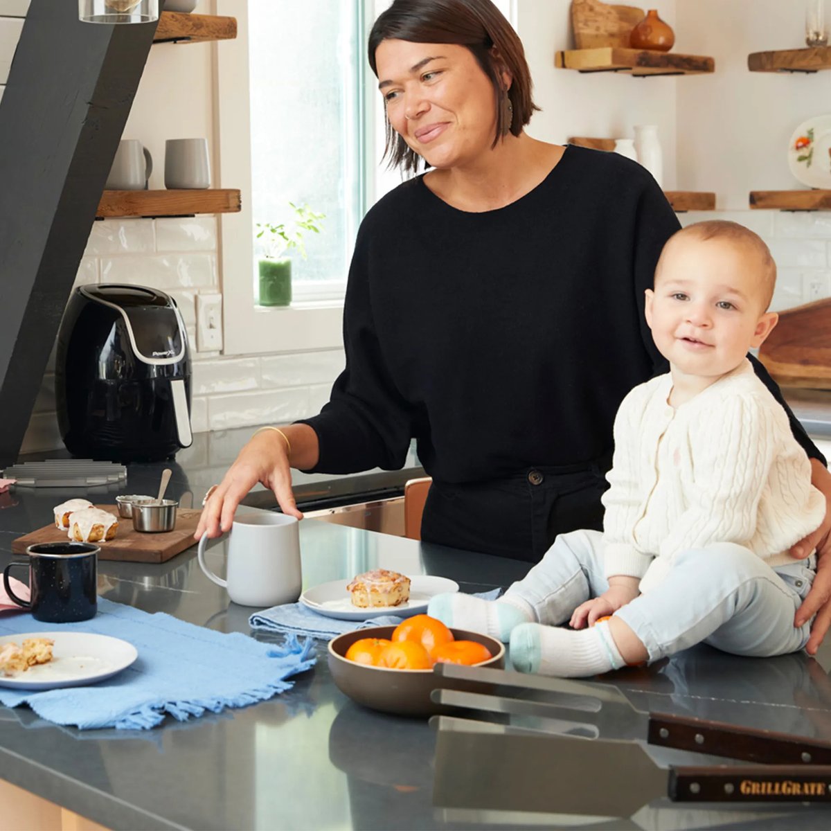 Not a fan of the warmer weather? Shop our indoor products to get GRATE flavor from the comfort of your air-conditioned kitchen! 😍