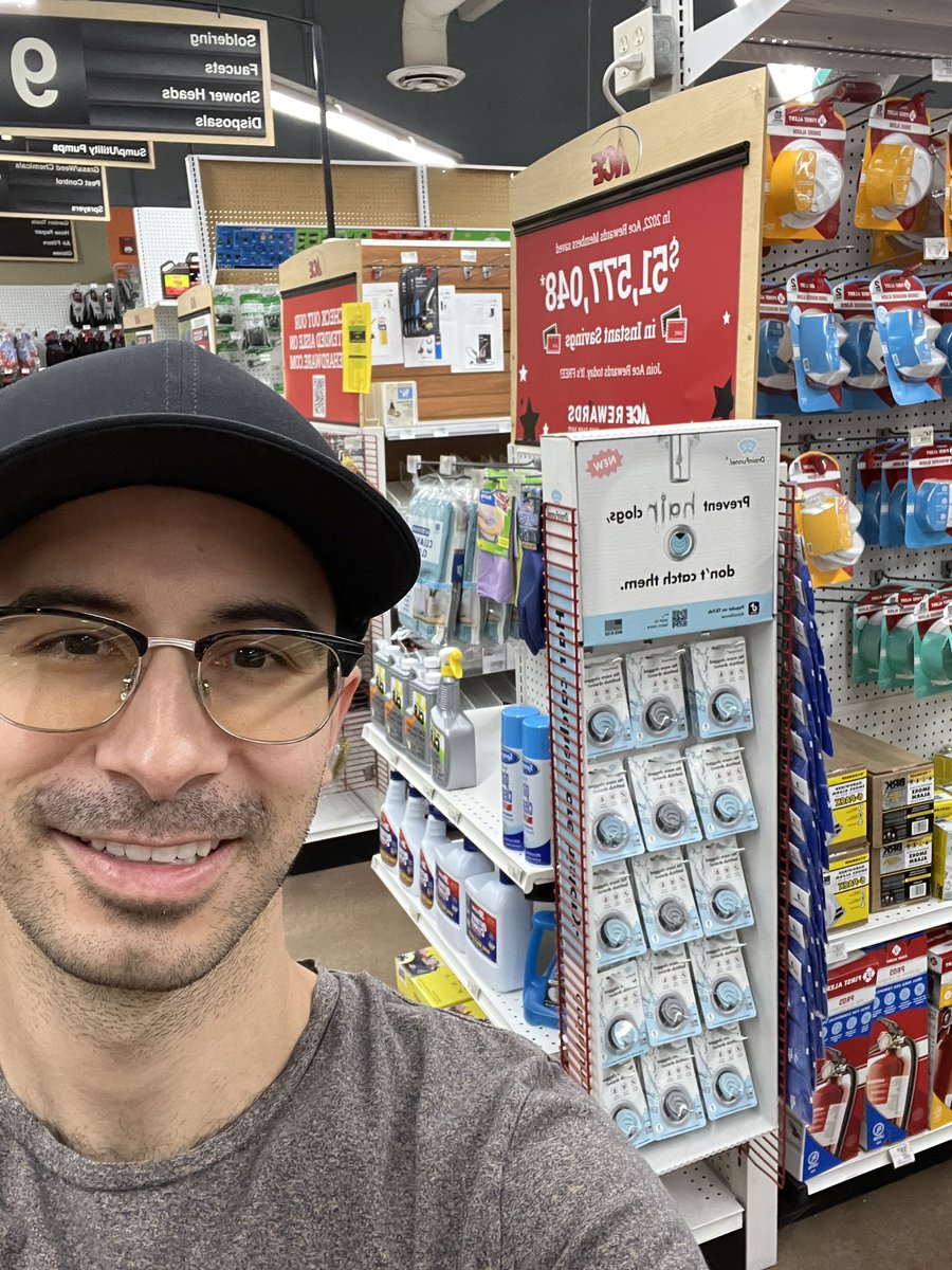 FunnelDrain's tweet image. We’re officially in a retail store! If you live in Phoenix, come get a DrainFunnel at Pinnacle Peak Ace Hardware!