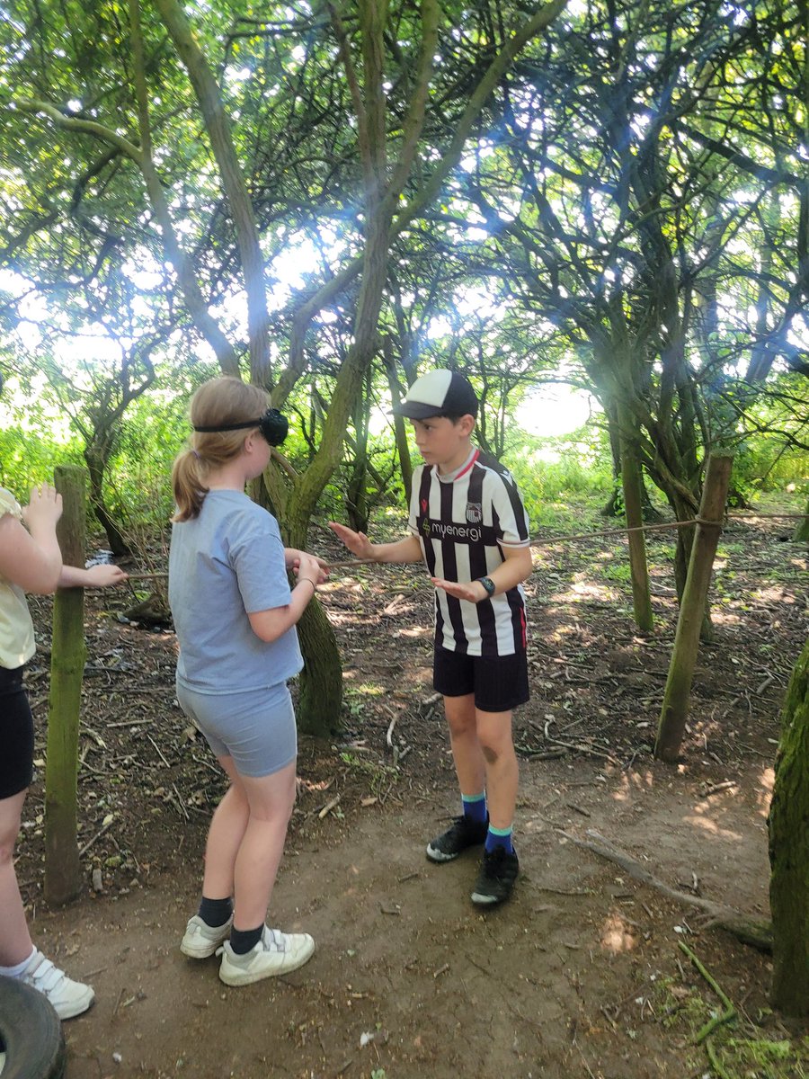 Just one more but a shout out to this young man for excellent leadership skills 👏 @ScarthoJ