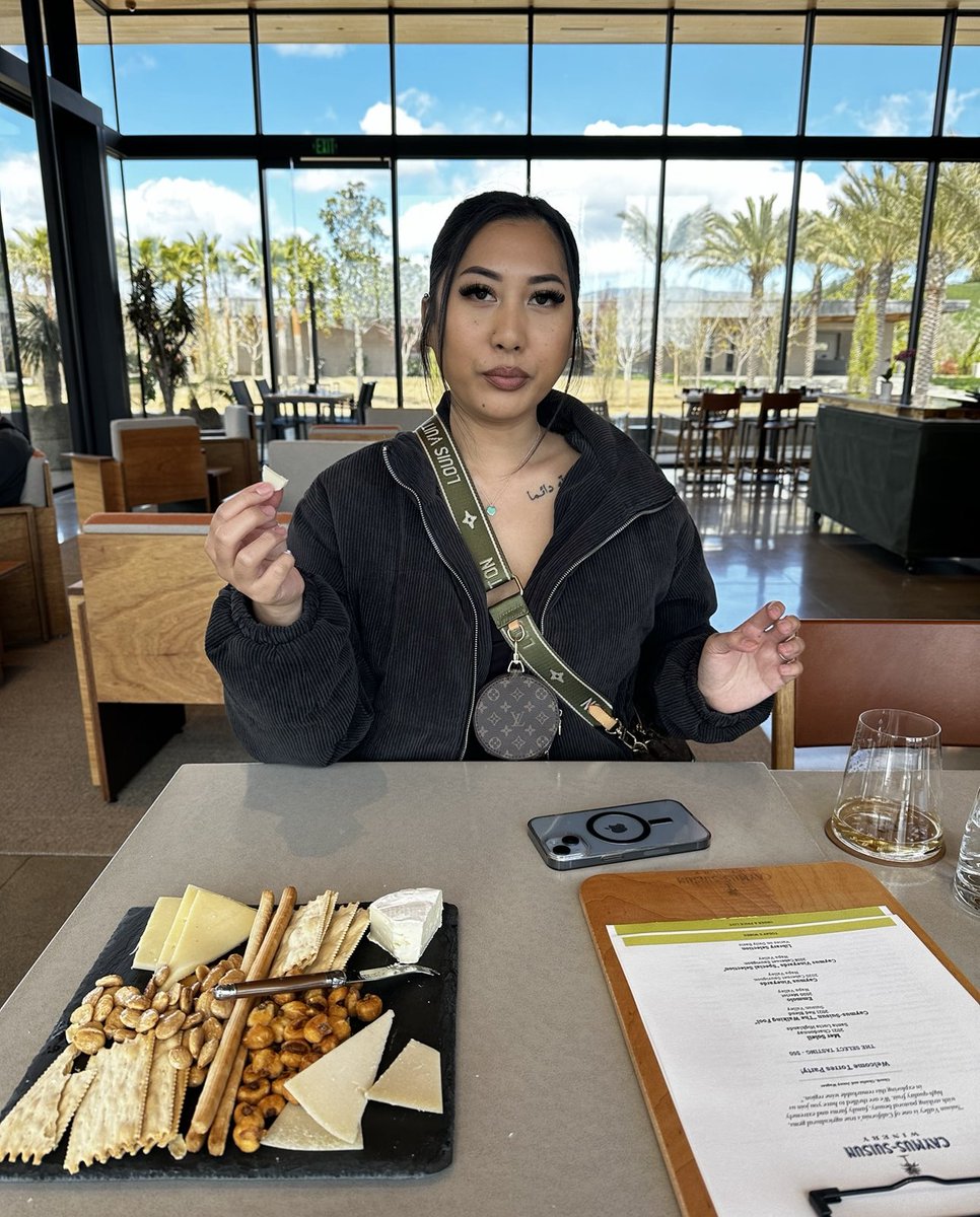 TrikePatrol_GT. on Twitter: "RT @hiJaylaJolie: Take me wine tasting I’m tasting ur dick after