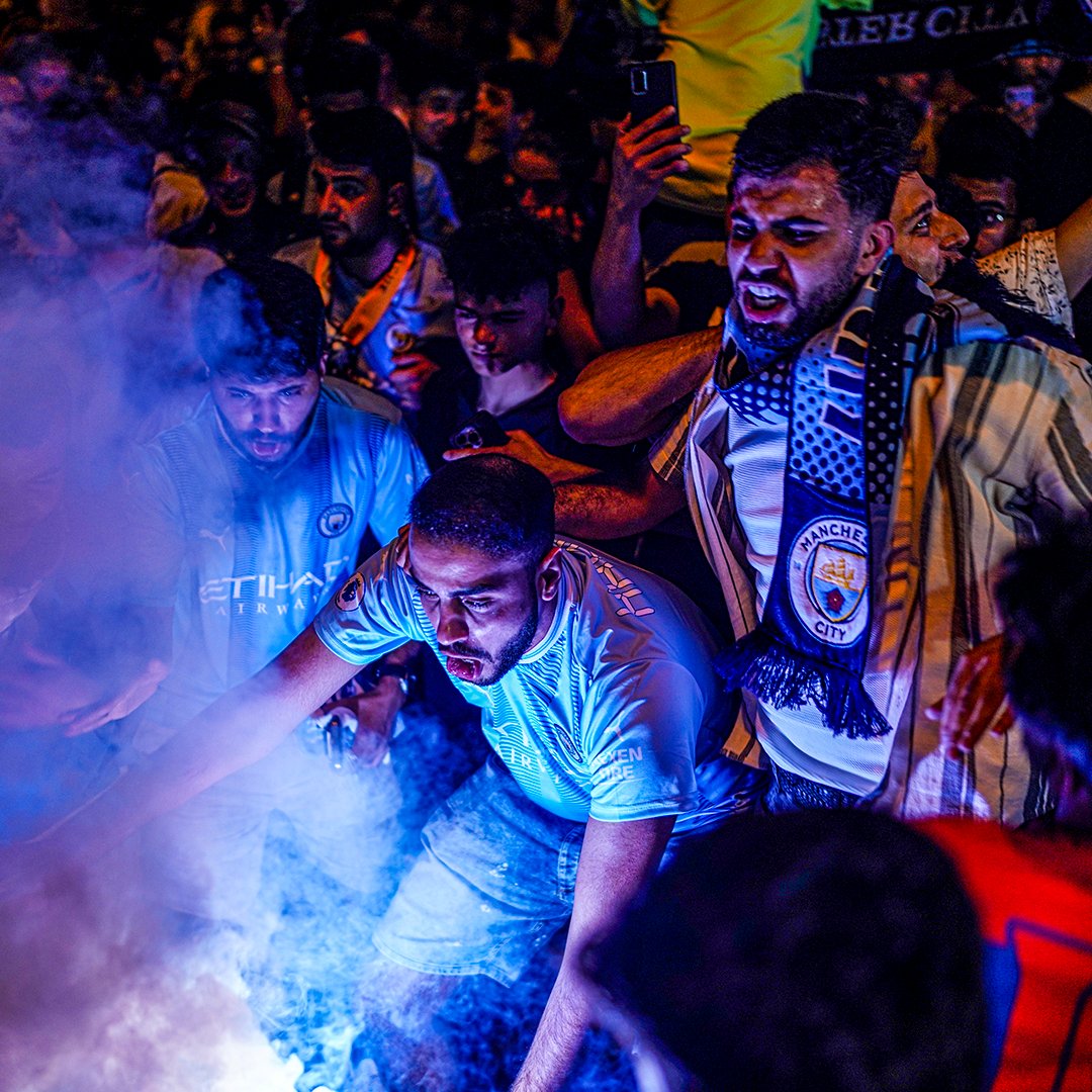 brfootball's tweet photo. The Manchester City party went deep into the night in Istanbul 🍾 https://t.co/Fudwczl7Do