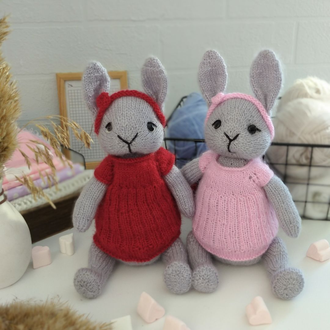 📷Bunny knitting pattern-Tia Pattern here:  inspireuplift.com/Bunny-Knitting…
#knittingdolls #knittedanimals #doll #knitteddolls #knittingdoll #knitteddoll #dollhandmade #amigurimi #amigurimidoll #dolls #knittingdesign #knittingforbabies #knitting #knittingdoll #KnittingPattern #knitting