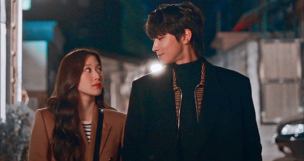 inyoupsnoona's tweet image. Todos sus personajes pegan. Inyoup, no me hagas sufrir más.

'I wouldn't                                       'I'd marry you
marry me                                         with paper
either'                                                rings'