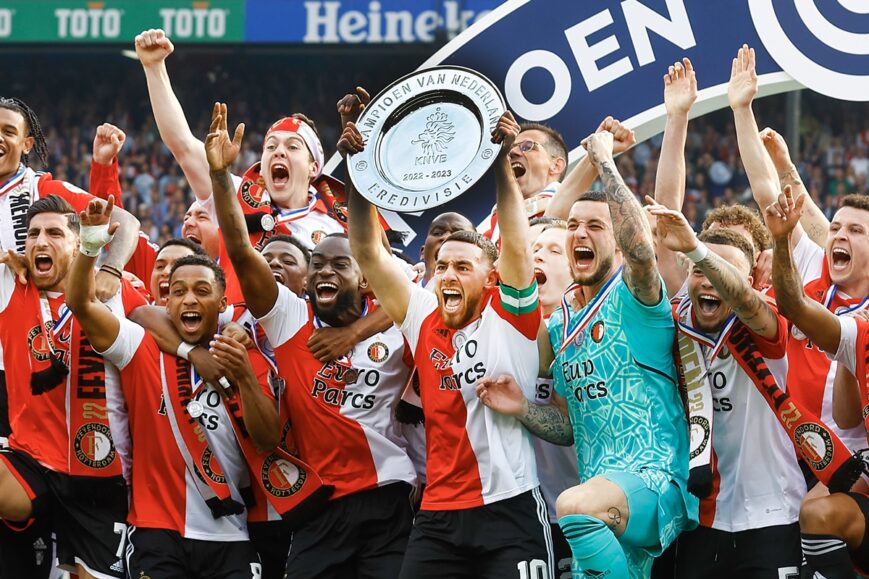 naabr's tweet photo. Mooier wordt het niet dit weekend met @Feyenoord #ChampionsLeague en @fctwente #ConferenceLeague https://t.co/mo4HIeXCka