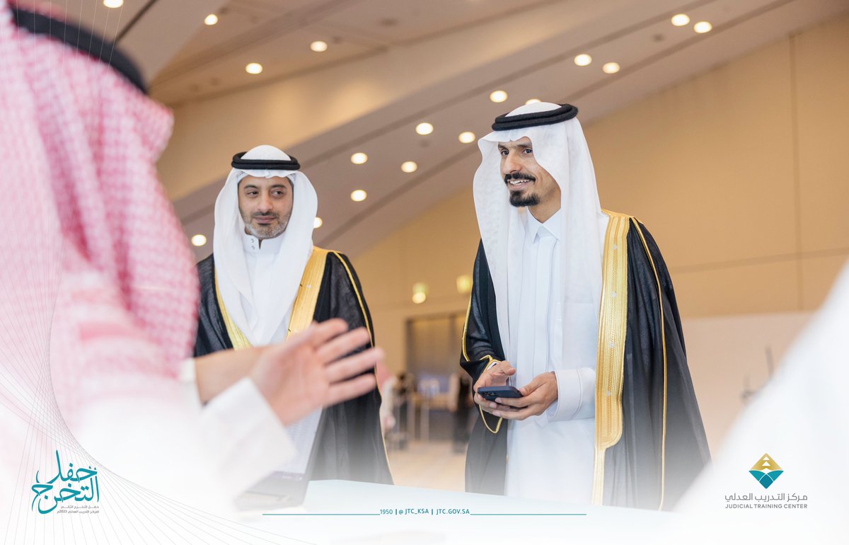 Jtc_Ksa's tweet photo. حفل #تخرج_مركز_التدریب_العدلي الثاني ١٤٤٤ھـ - ٢٠٢٣م https://t.co/8kHjMgBOR6