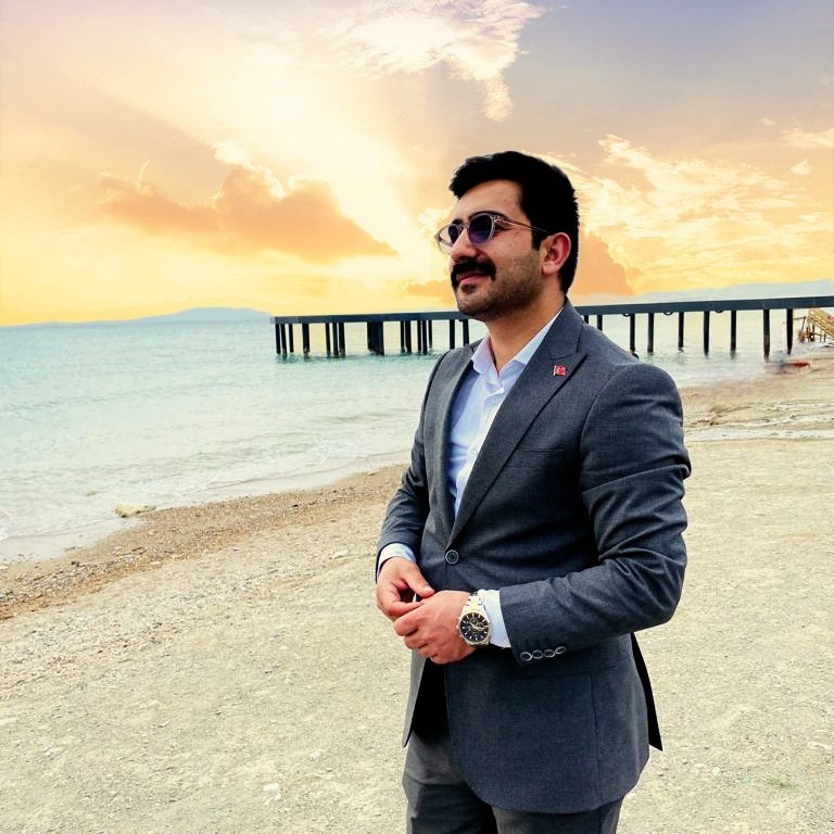 Tabula__Rasa__'s tweet photo. #YeniProfilResmi https://t.co/RWAclVCVXc