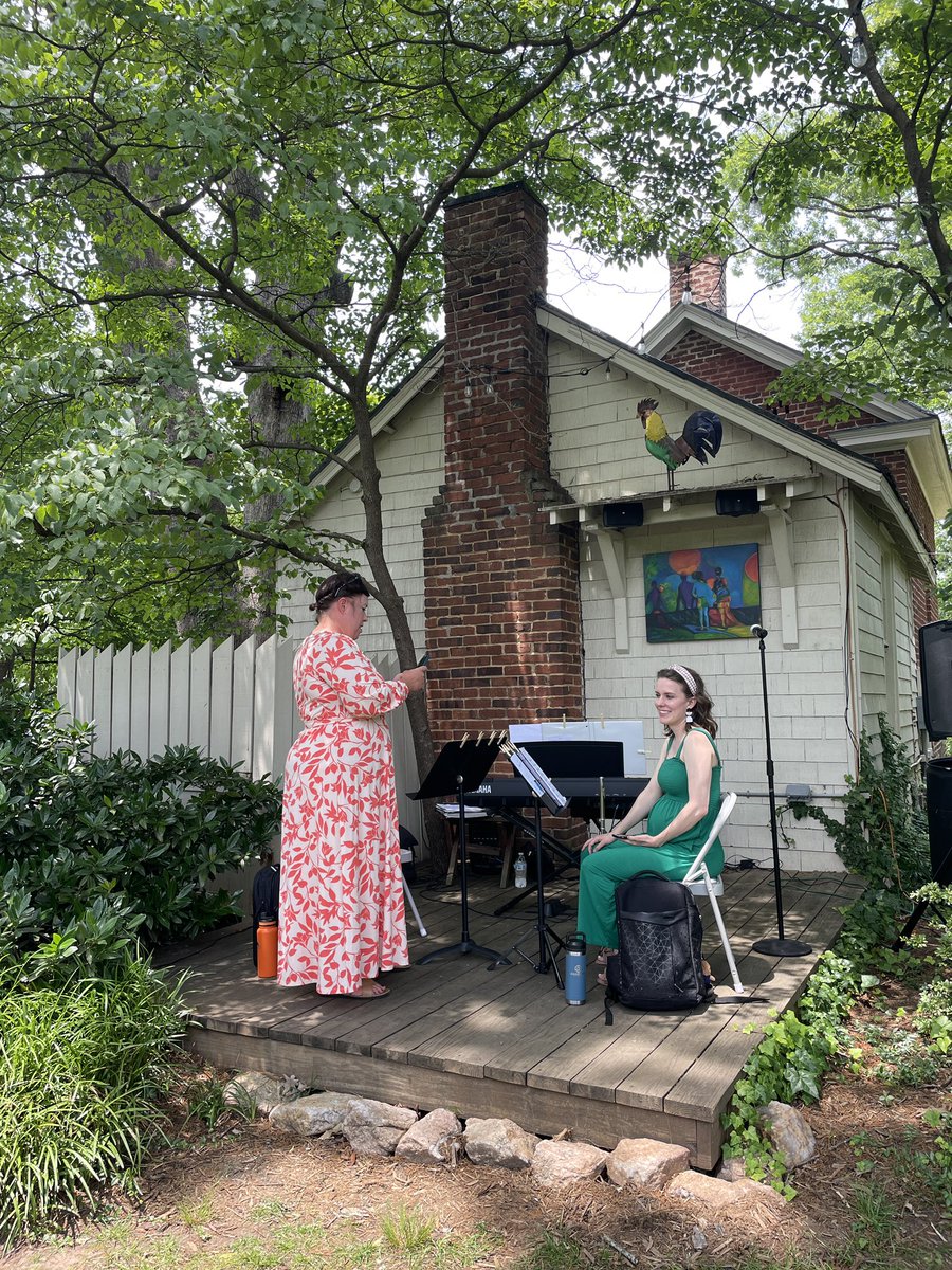 At <a href="/PiedmontArts/">Piedmont Arts</a> getting ready for our concert at 2pm. Absolutely gorgeous weather and such a lovely spot for some music making and poem sharing, both of which are happening!! 

Join us if you’re in the area!