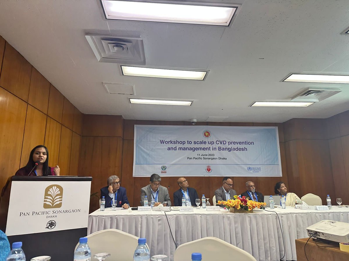 arkfoundation1's tweet photo. Prof. Dr. Robed Amin, Line Director, NCDC, acknowledged our work and efforts towards strengthening Urban PHC System at the workshop conducted by the NCDC, National Heart Foundaton &amp; #WHO. 
@B_Ebenso @timensor1964
@helenelsey @ChorusUrban
@FCDOHealthRes @Rumanahuque
@deepa31oct https://t.co/UX7MR7bvRi