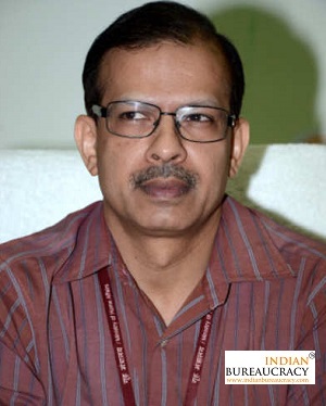INDBureaucracy's tweet photo. Keshav Kumar Pathak IAS posted as ACS- Education Department, Bihar 
https://t.co/qgq0s90i0I
#15IAS #BiharGovt #BureaucracyNews #CivilServant #IASAppointments #Indianbureaucracynews #KeshavKumarPathakIAS #transfernews https://t.co/bQdwQkzSok