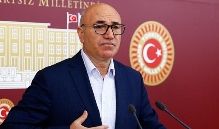 cumhuriyetgzt1's tweet photo. CHP'li Mahmut Tanal duyurdu: Harran’daki mezrada bir aydır su, elektrik yok!
https://t.co/cNrVsdsfdF https://t.co/7mJhUVsWbR