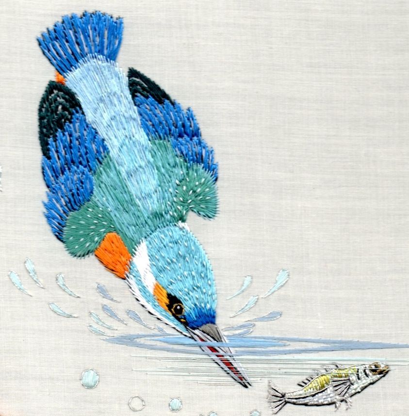 @robertmcaffee Indeed, a wonderful image to come home to.  Love your interpretation of the water ...marvellous.  #embroidery #handembroidery #englishcountryside