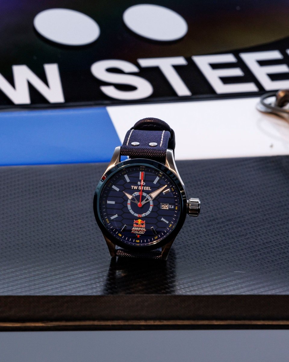 twsteel's tweet photo. Eager to go full throttle again? We got you covered! ⌚🔥 

#TimeToConquer #UnleashTheBeast #RedBullAdventure #FearlessJourney #DareToDream #UnstoppablePassion #PrecisionCraftsmanship #BoldAndBrave #AdventureAwaits #TimepieceOfChampions https://t.co/vsQwP7e01I