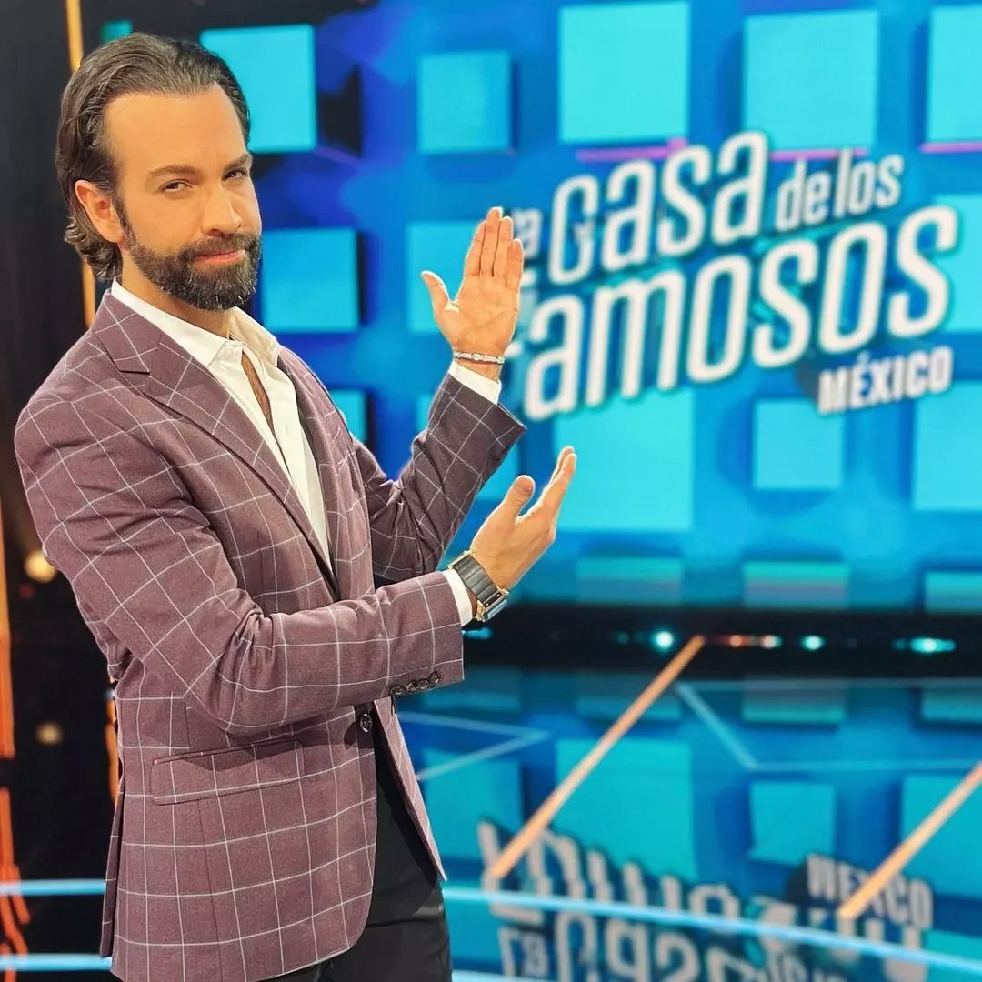 diegodeefans's tweet photo. Vestuarios de @diegodeericemx en la semana de estreno de @lacasafamososmx.

¿Cuál fue tu favorito?

#DiegodeErice #LaCasadelosFamosos #tvshow https://t.co/D1mftl0w78