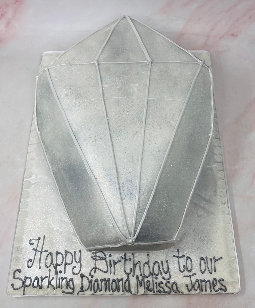 A little sparkle to celebrate a💎! Happy Birthday to @melissajamesinsta celebrating with this gigantic 3D Red Velvet #DiamondCake to feed 30+!