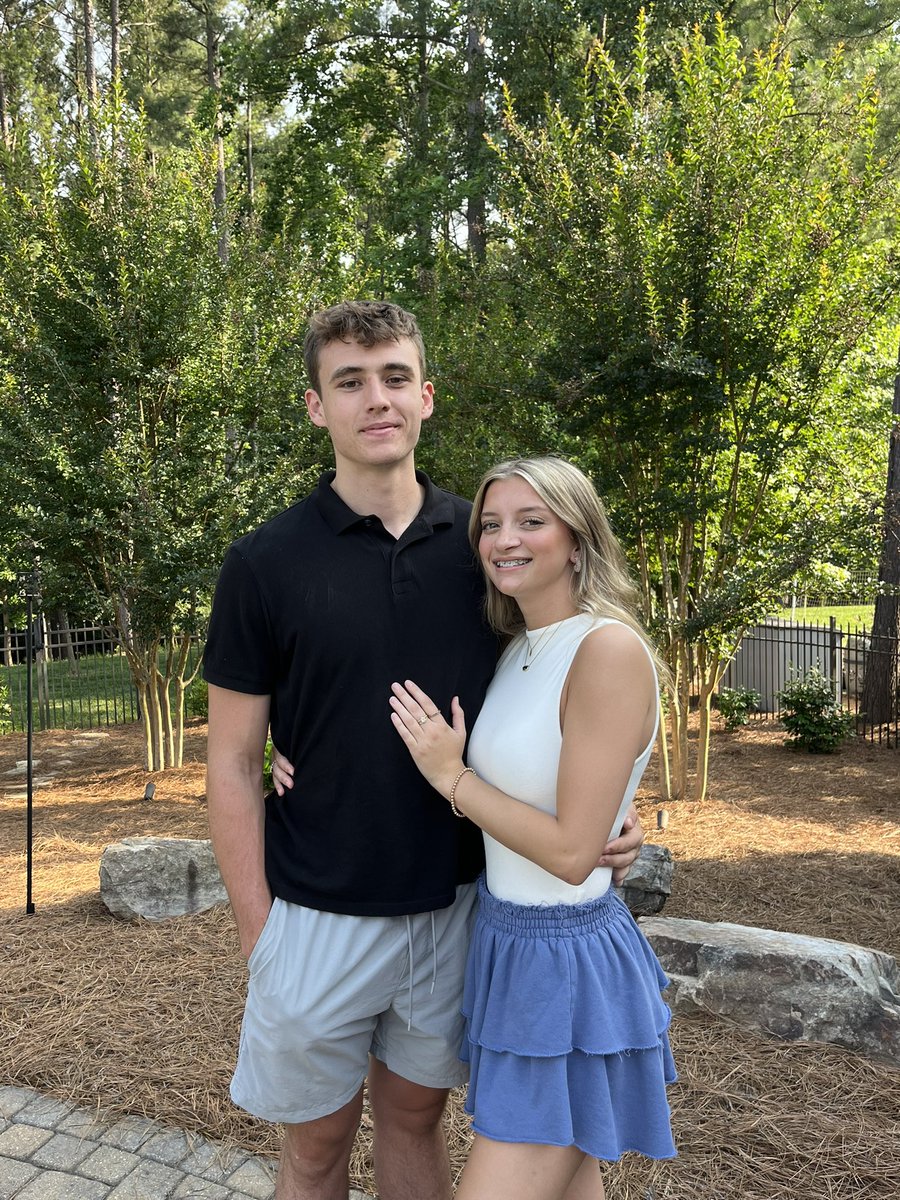 Chris_Callaway1's tweet photo. Great to have a few of the #thelakeshow and #lakecheer stop by with Coach Coop and @hodge520 ! #graduation2023 https://t.co/gO9eGLNa5V