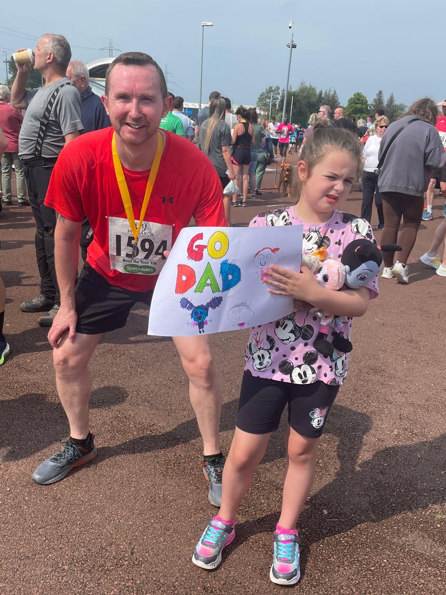 RustyNail76's tweet photo. Great atmosphere and much sweating in the late morning heat of the Killie streets earlier. 
Done the 10k in 51:38.
The colours on the handout tshirt at the end was a nice bonus 😁 https://t.co/cpjV55GcKZ