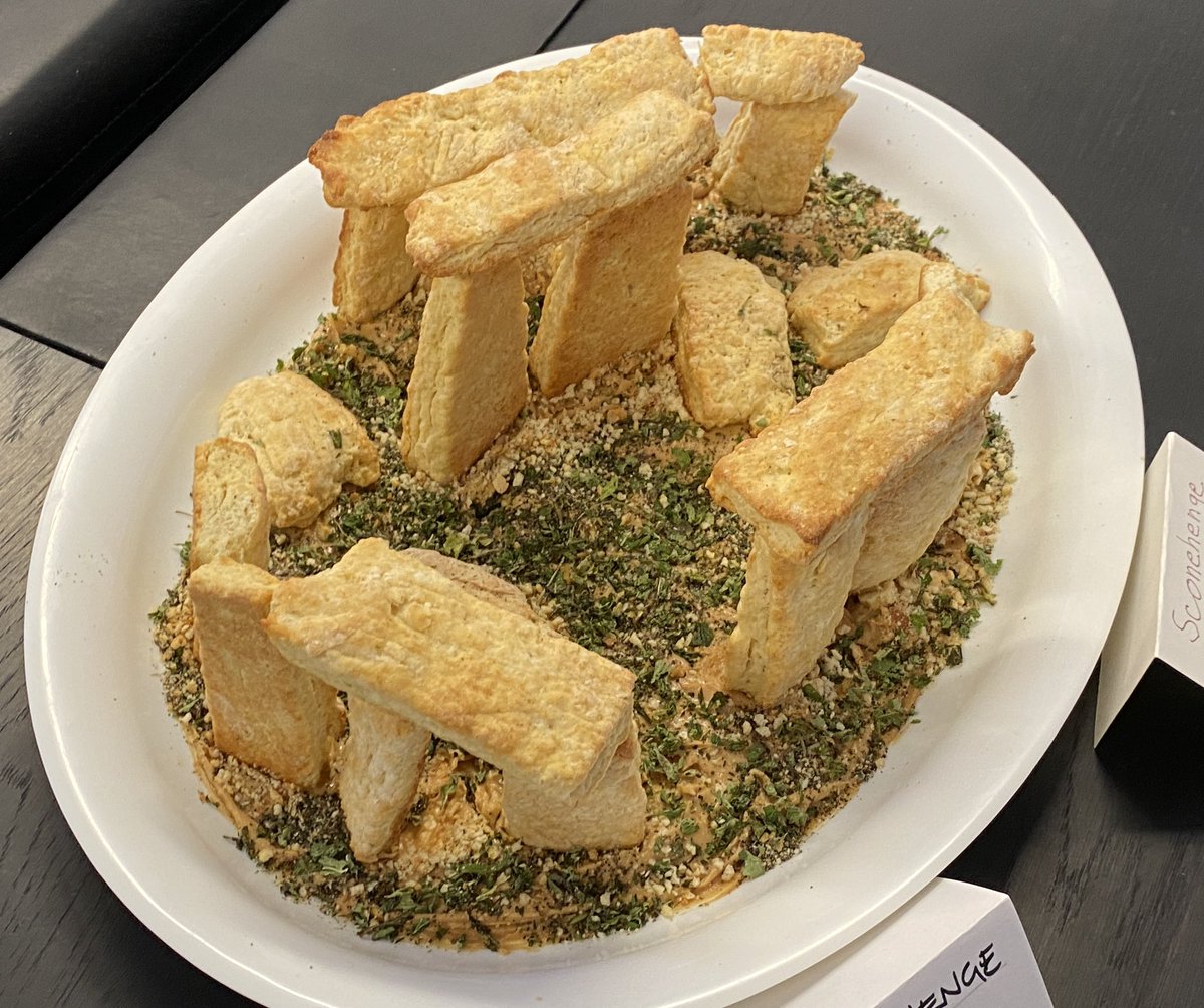 g.i.l.l.y tweet media