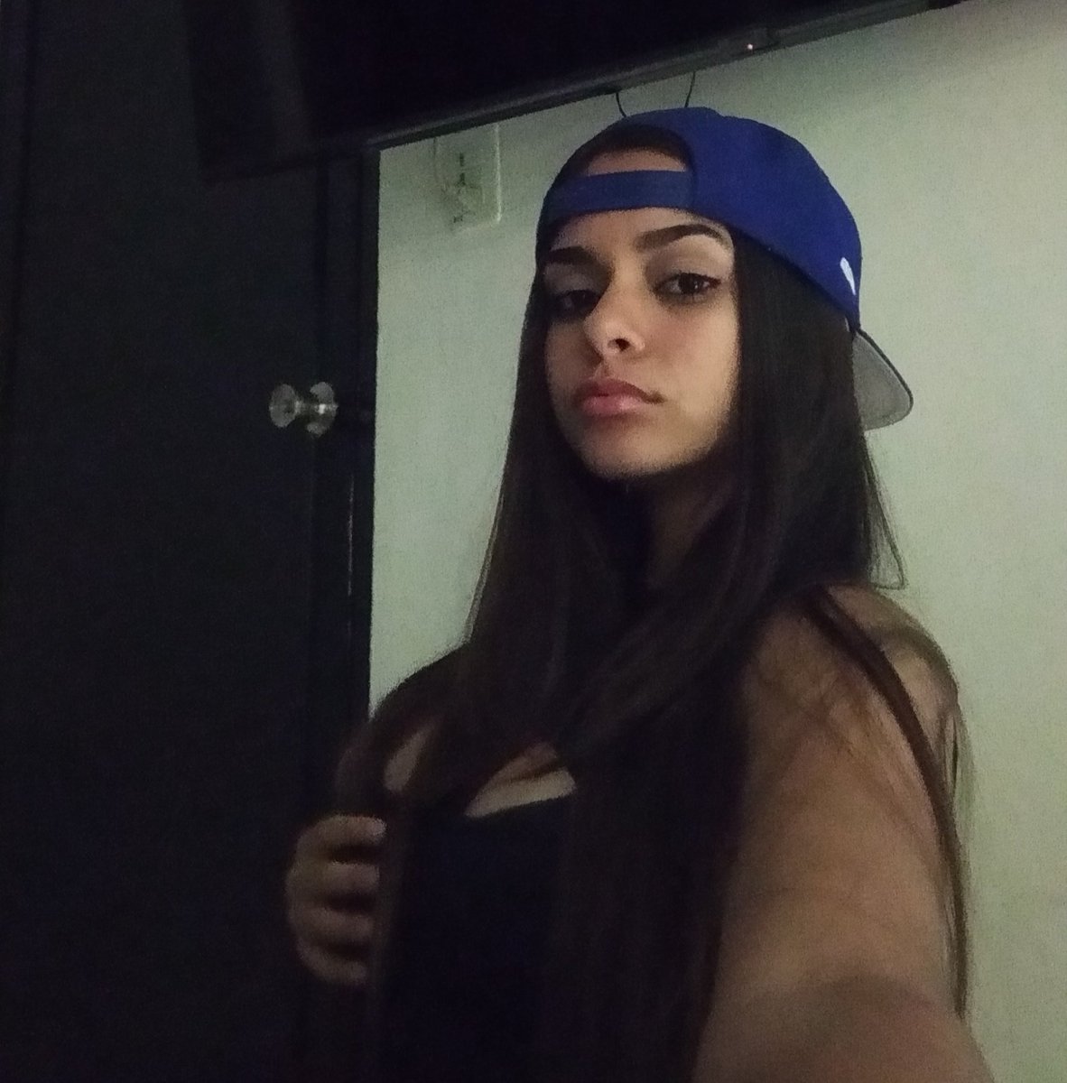 pasen por mi ig<3

  instagram.com/brendiis_7?igs…