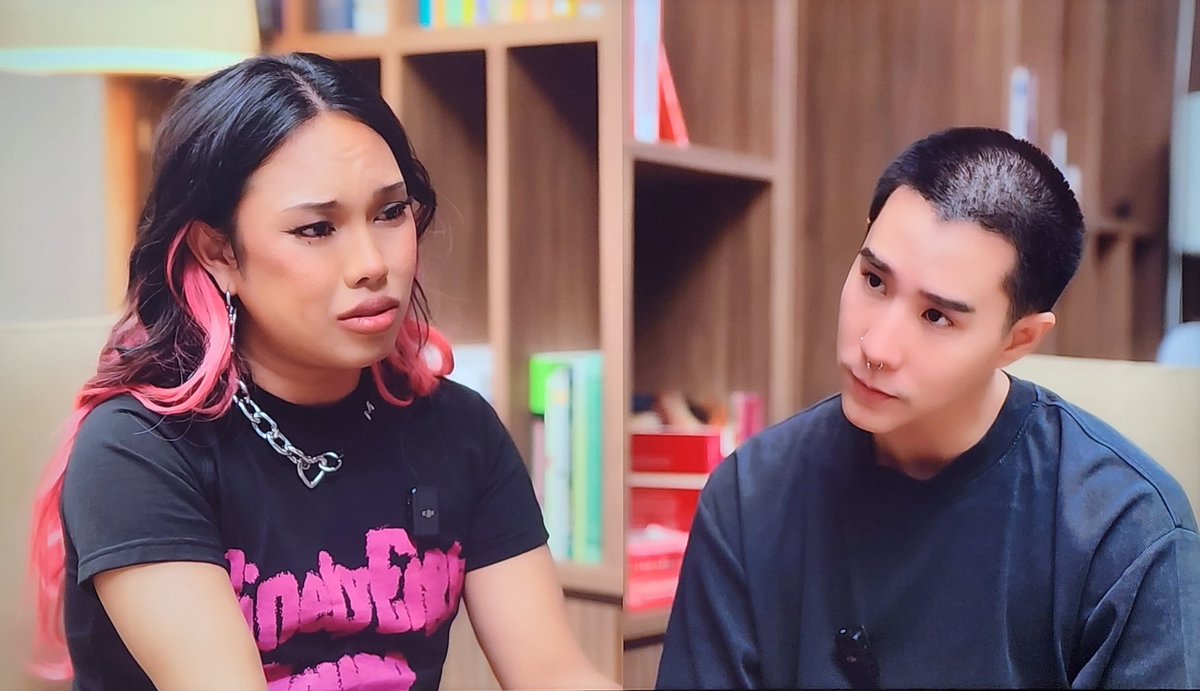 'อยากฆ่าตัวตายทุกวัน อยากหายไป อยาก reset ชีวิตตัวเอง อยากเริ่มต้นใหม่โดยที่ไม่ต้องมีใครรู้จัก..' 
.
ถึงคนที่กำลังคิดแบบนี้ อยากจะบอกว่า คุณไม่ได้อยู่คนเดียวนะ ยังมีใครอีกหลายคนที่รู้สึกแบบนั้น เคยอยากหายไป
.
ขอชมความกล้าของทั้งคู่ ไม่มีใครควรถูกด้อยค่า ทุกคนมีค่าในตัวเองเสมอ..