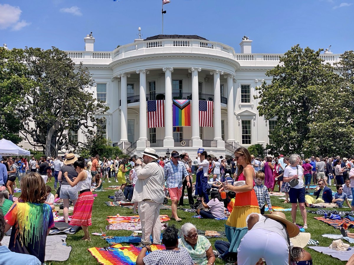 LGBTQ_Military's tweet photo. President @JoeBiden hosted the largest Pride celebration in @whitehouse history yesterday. MMAA was proud to be there to represent the #LGBTQMilitary community.
#PrideMonth #PrideMonth2023 #LGBTQPride #LGBTQMilitary #KeepMarchingForward #WeHaveYourBack https://t.co/YSJEKVd9BS