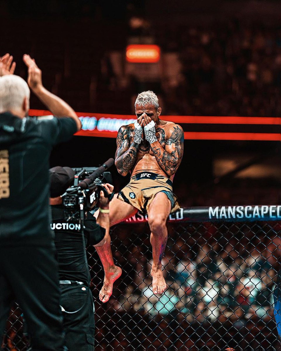 fightdigitale's tweet photo. 🦁CHARLES OLIVEIRA

22 UFC Galibiyeti

20 Bitiriş

16 Pes Ettirme

19 Dövüş Sonrası Bonusu https://t.co/1zsHJf29kr