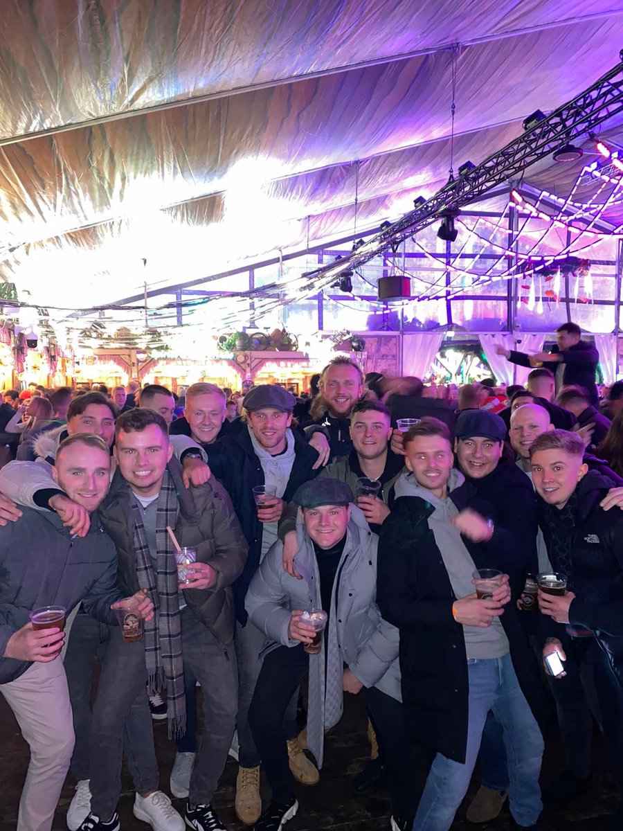 Metro Massive go again next season. If you want to play on the best pitch in Sunday league with the best club house in Sunday league (Sidcup Cons Club) we want you.

- Any standard
- Must be able to drink heavily
- Yearly jaunt to Tenerife
- Take no stick from the mrss