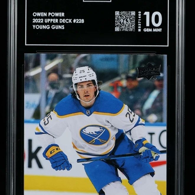 HockeyCardsPlus's tweet image. My first cards from #Taggrading