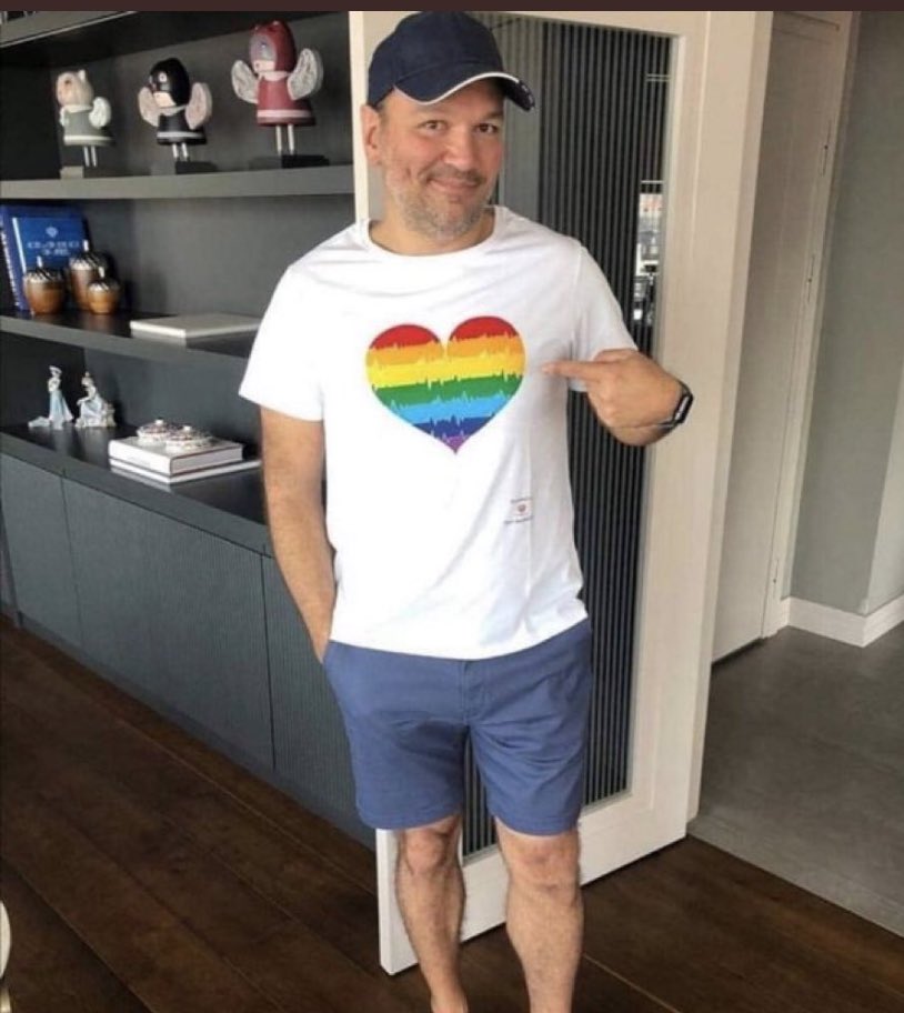 basbugcoskun's tweet image. Star gazetesinde perşembe ve cumartesi günleri yazmaktayım. 
Perşembe günkü yazımın konusu  LGBT sapıklığı
Dün bu sapıklığa destek veren siyasetçi, sanatçı, akademisyen kim varsa paylaşacağım demiştim
Sözümüzü tutalım ve takdiri yüce millete bırakmak üzere paylaşmaya başlayalım.