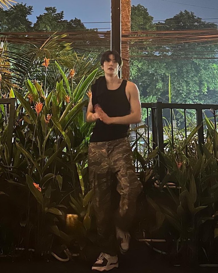 ؘ (@adiosire) on Twitter photo 