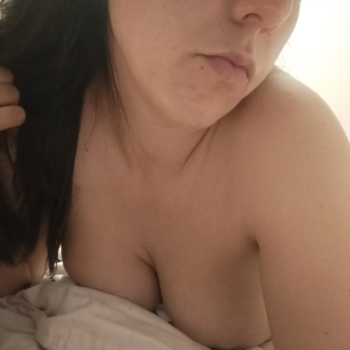 HotElisa32's tweet photo. Happy sunday.                                     🍭 𝑆𝑢𝑏𝑠𝑐𝑟𝑖𝑏𝑒 𝐹𝑟𝑒𝑒 ♡ 
 🖇https://t.co/GVFXF7G2k4 https://t.co/cpEEzSfQKK