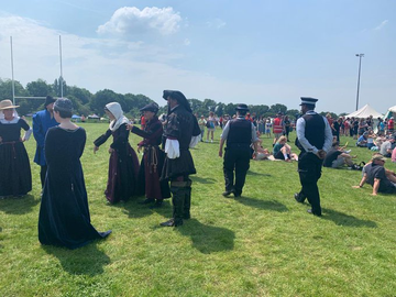 MPSHighBarnet's tweet photo. @MPSUnderhill @MPSHaleSX @MPSTotteridge have been providing additional support to our team, to help police @BarnetMedieval, so that everyone can enjoy their day safely! 
A fun filled day attended by many members of public. Great to be the part of such well organised event. https://t.co/yvLBq5gNpI
