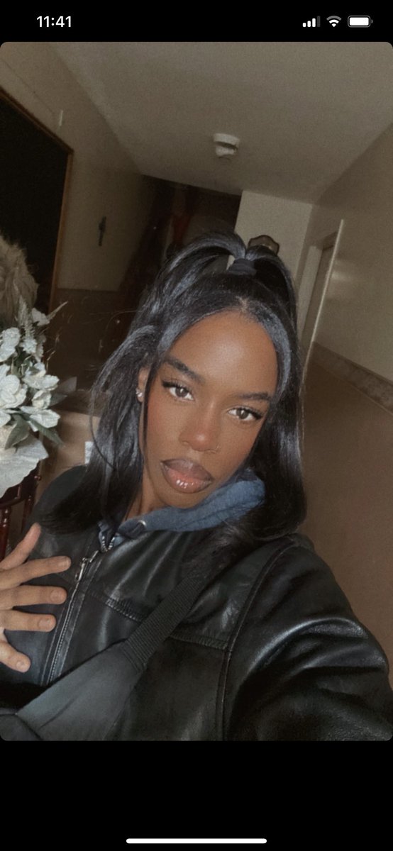 Lil__teetee's tweet photo. Morning 💕 https://t.co/p6ca7FOpbS