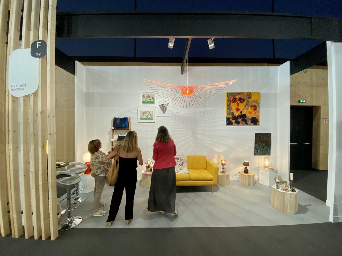Biennale Internat. Métiers d’#Art et Création, #SalonRevelations,  <a href="/GrandPalaisRmn/">Le Grand Palais</a> Éphémère , est le Rdv incontournable qui célèbre la création 🇫🇷 et 🌎 : arts déco., sculptures, peintures ➡️ des talents d’<a href="/apfhandicap/">APF France handicap</a> et d’<a href="/apfentreprises/">APF Entreprises</a> parmi 350 créateurs internationaux 👏🏻!