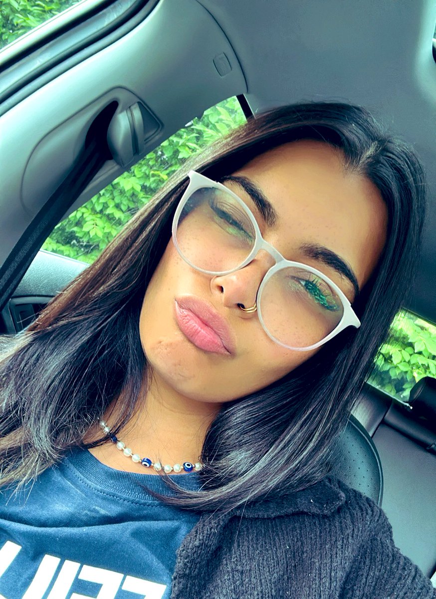 Just tryna take over your mind.

Findom paypig finsub feetfetish minddomination mindcontrol