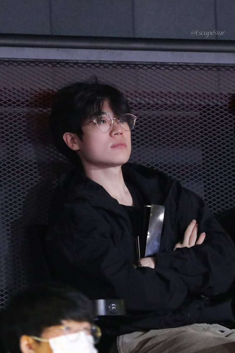 형들 경기 보러온 퀴드선수…
LCS에서도 화이팅화이팅!!
#Quid #퀴드