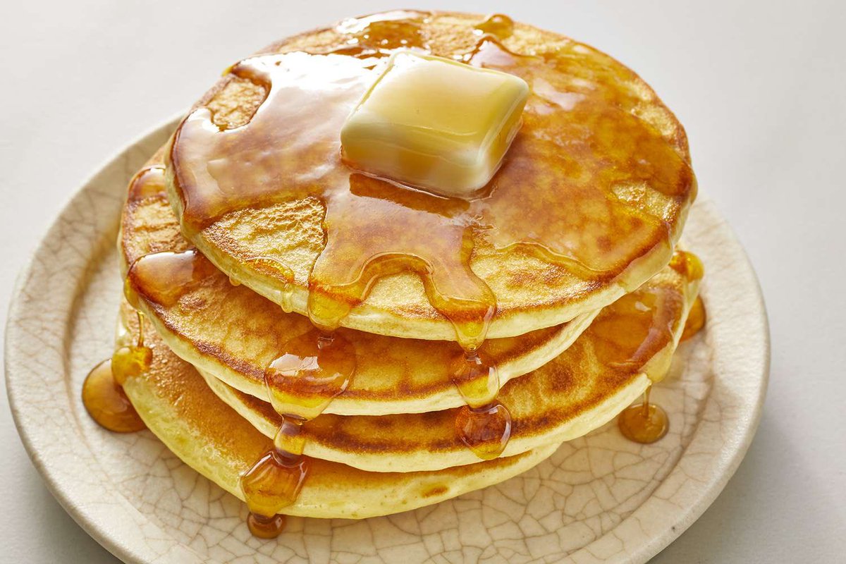 FoodPorn's tweet photo. Pick one! Only one breakfast baked good can survive! https://t.co/hJcgNfYwT2