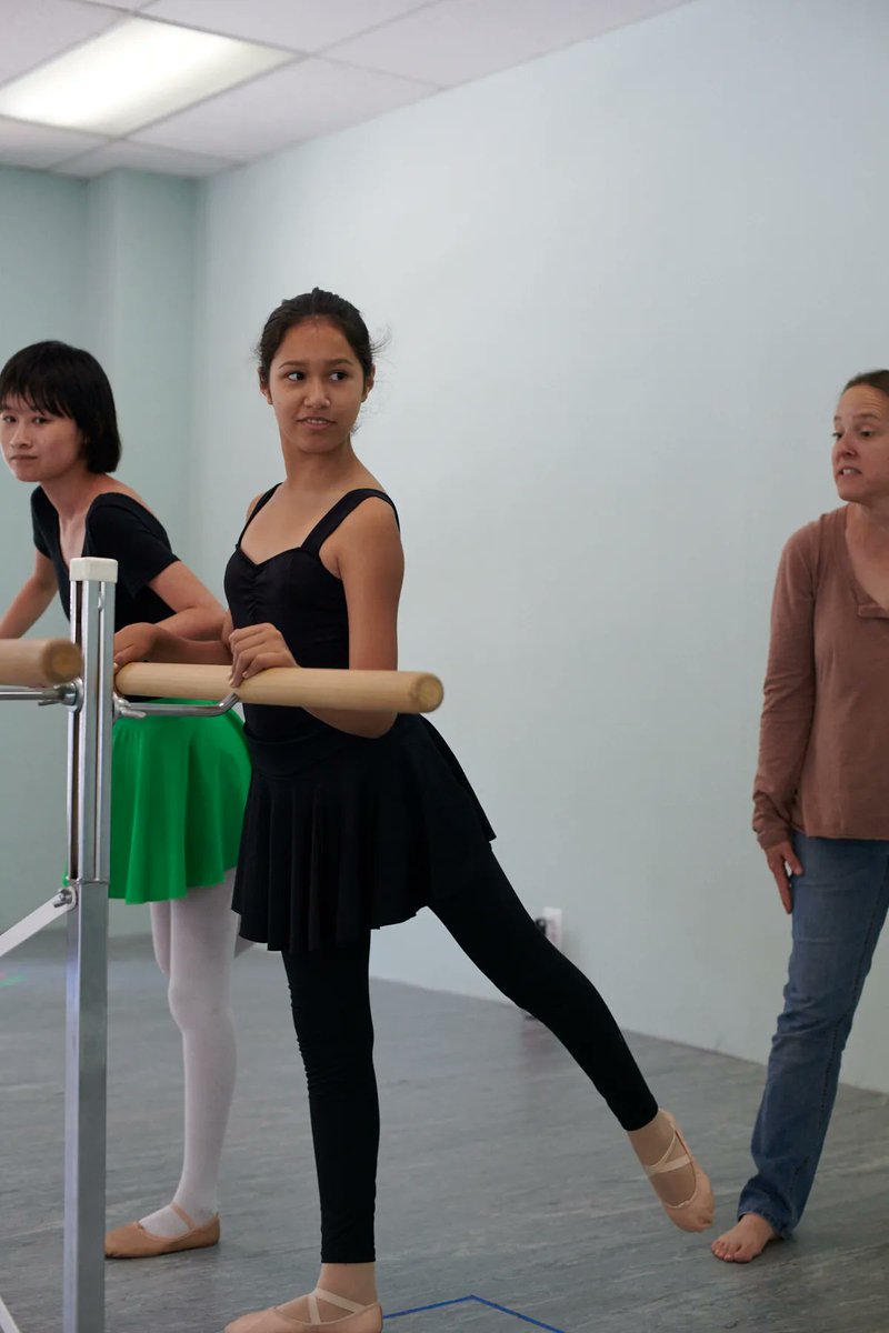 Your kids will always be happy to come to ballet because they have fun with friends and learn a lot from each other! #balletstudio #nonprofit #balletforkids #kidsballet #balletlessons #dancestudio #kidsdancestudio #ballet #freetrial