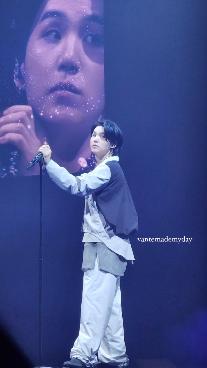 vantemademyday's tweet image. เราอยากให้ทุกคนได้เห็นรูปนี้ 🤍 

#ออกัสดีดีเดย์อินบางกอก 
#AgustD_SUGA_Tour_in_bangkokD3 #SUGA_AgustD_TOUR_in_BKK