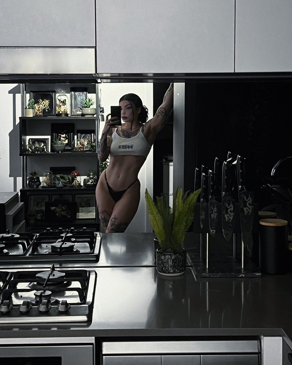 kxrlyxmxrie on Twitter: "come here often?"