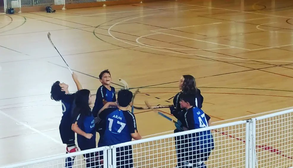 Benjamí B
11/06/2023
C.H.Banyoles - C.H.Lloret B
Resultat: 2-1
#hoqueibanyoles #hoqueipatins  #benjamins #banyoles #esportsbanyoles #totssomhoquei