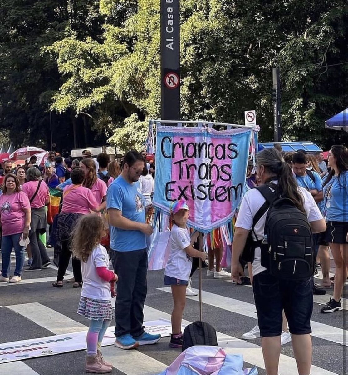 ancapchequei's tweet photo. 🚨GRAVE: O uso de crianças para pautas como está só prova a perversidade dos progressistas na sociedade. https://t.co/dRO0qxSik7
