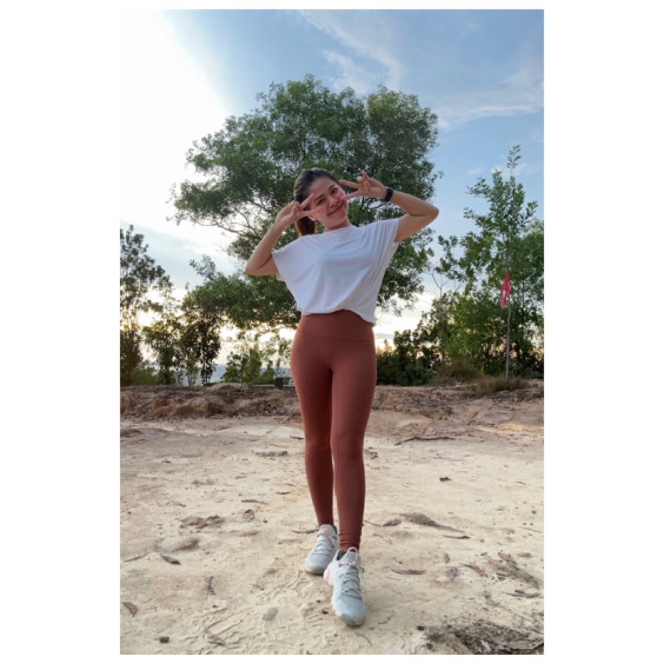 mikobaby23's tweet image. Evening activity today —  close to nature 🌲🍃🍁🐤🦋🪲 we love nature and we enjoy 😊 hiking ❤️🧘🏻‍♀️ and we love the sunset 🌅 
#hikingfun 
#sundayactivity☀️ 
#healthylifestyle