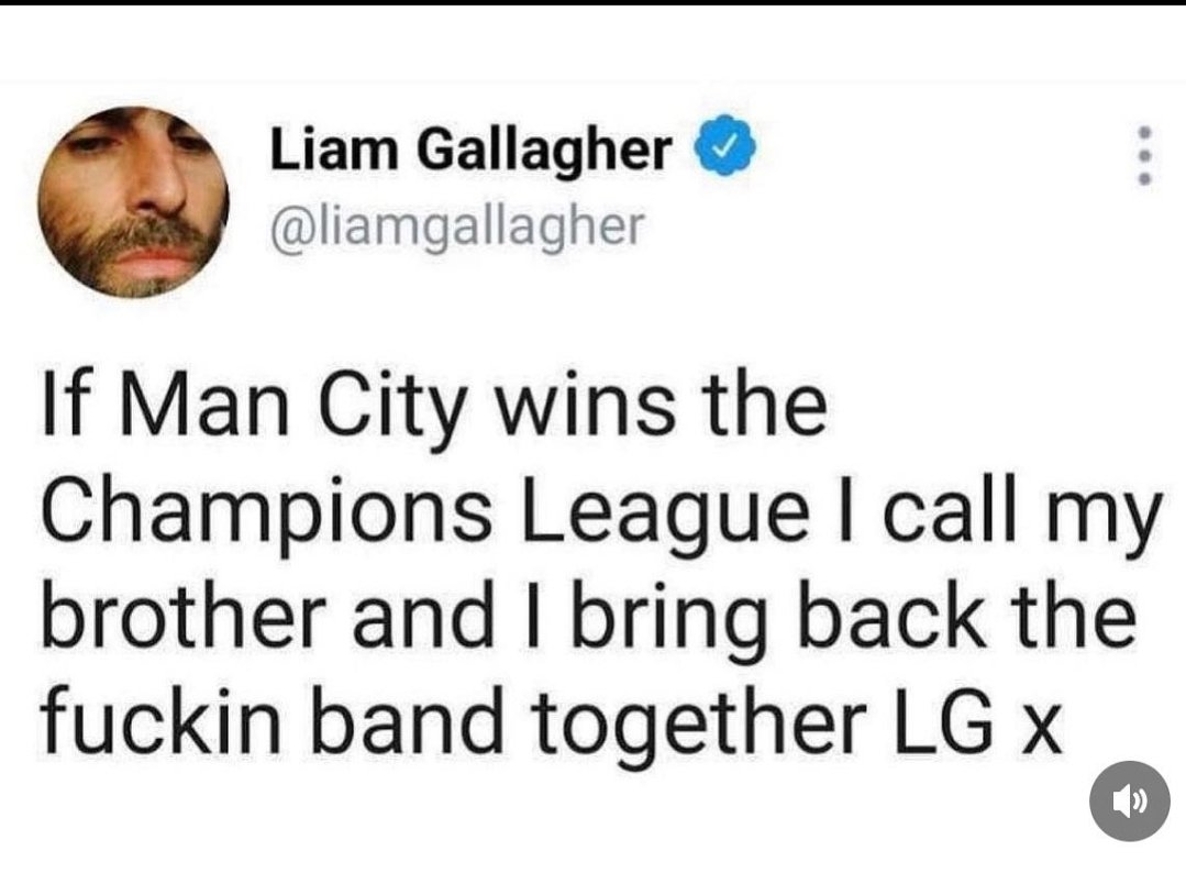 JoeeSnow's tweet photo. The only reasson I wanted city to win! #oasis @liamgallagher  @NoelGallagher https://t.co/pSWVHi5RTs