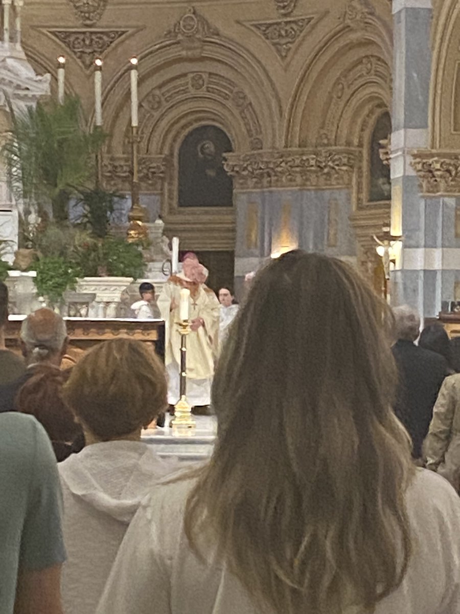 Thor flew back early as a surprise bc his biggest fan Katie had her confirmation today.He taught her to skate.
As soon as Katie saw him she broke from the procession line to hug him. Don’t slow the archbishop ever!
Katie is my cool little sis.Took St Joan of Arc as patron saint. https://t.co/qVDHh8q9CO