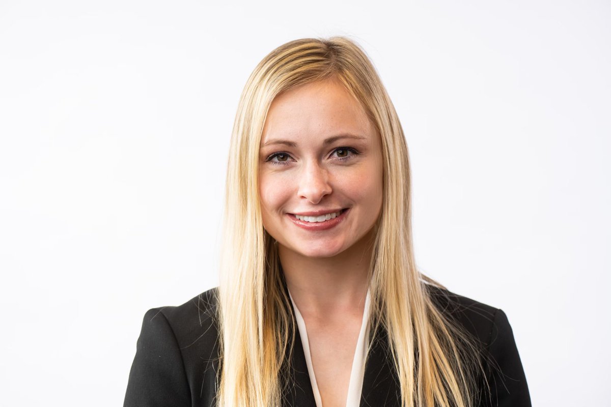 Hi #medtwitter and #dermtwitter!
My name is Rachel Krevh and I’m a fourth-year at Northeast Ohio Medical University. I’m applying to #derm in #Match2024.
My interests are hidradenitis suppurativa, psoriasis, research, advocacy, and mental health.
Excited for this year!⚕️💉🧴