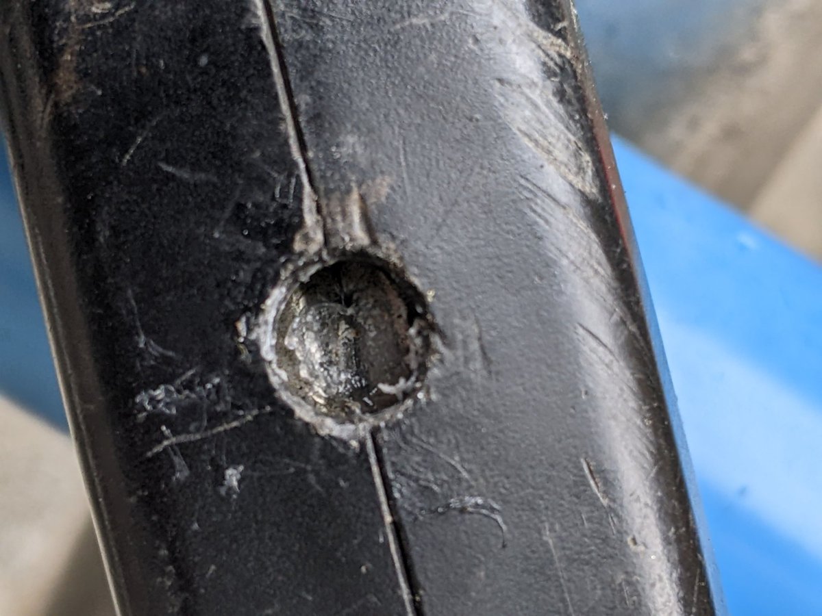 Someone has superglued the lock on my Brompton on The Cut, London SE1 outside Costa. If anyone has a battery powered angle grinder or a set of bolt croppers I'd appreciate a visit.