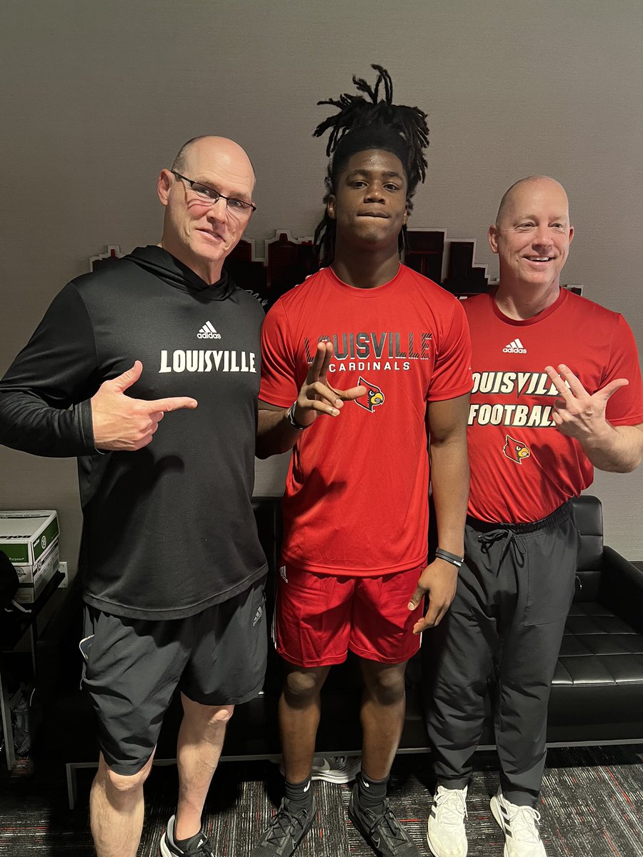 #Gocards #Flyville
@CoachMarkHagen @JeffBrohm